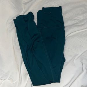 American eagle cross over leggings